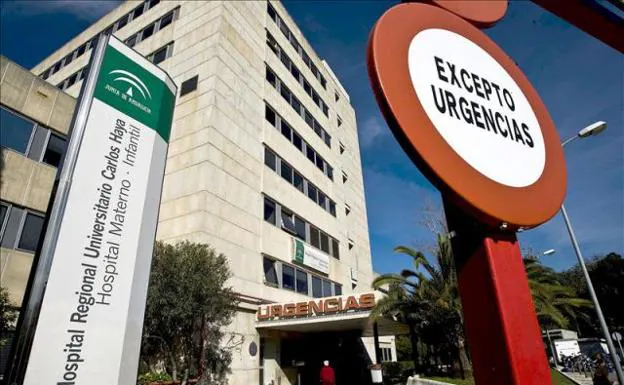 Muere un niño de 3 años en el hospital de Málaga tras atragantarse con una salchicha