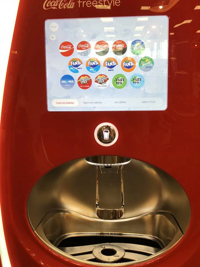 Las máquinas de bebida Coca-Cola freestyle son únicas en Andalucía