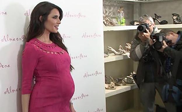 Pilar Rubio, embarazadísima: «Está a punto...»
