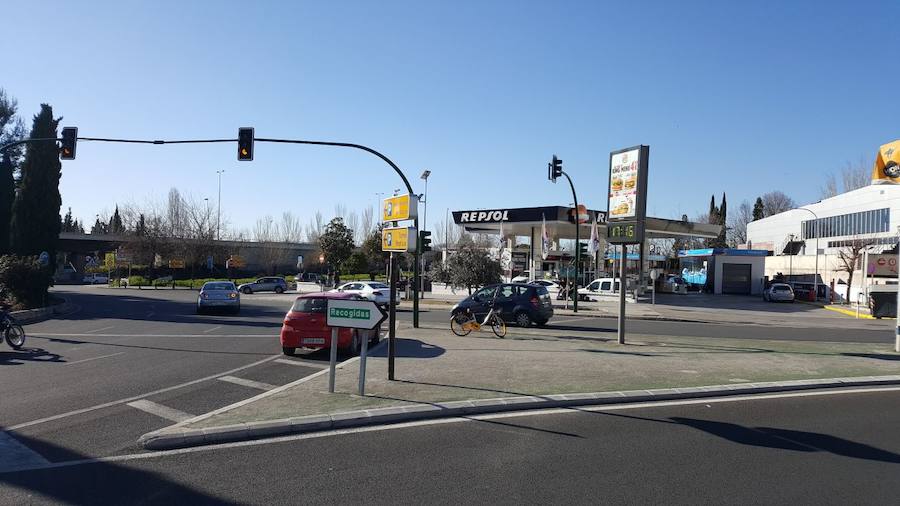 Uno de estos vehículos lleva casi tres semanas anclado en el mismo punto