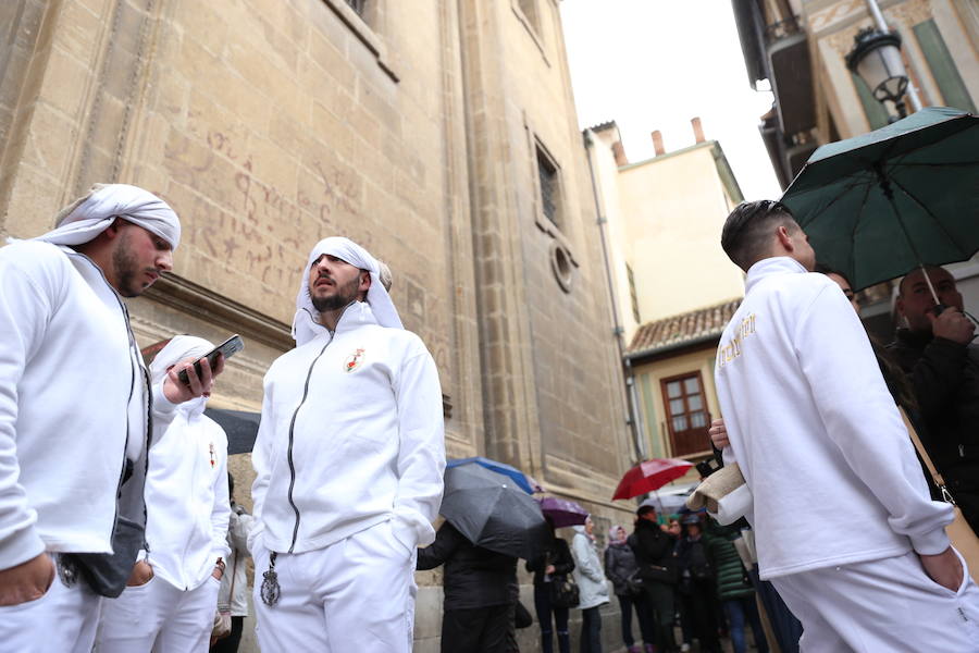 La jornada del Domingo de Ramos, pendiente del tiempo