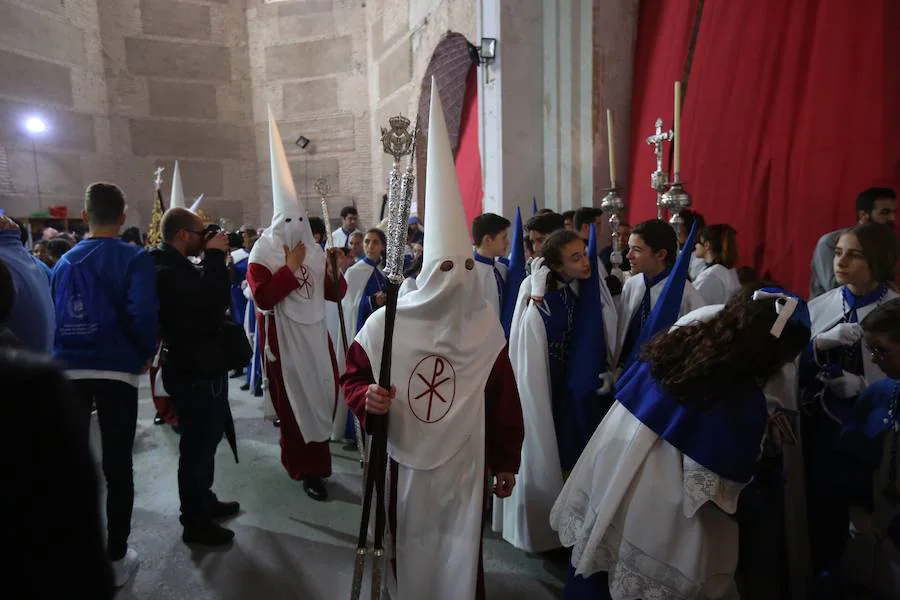 La hermandad tendría que haber puesto su Cruz de Guía en la puerta de la iglesia de San Andrés a las 16.00 horas