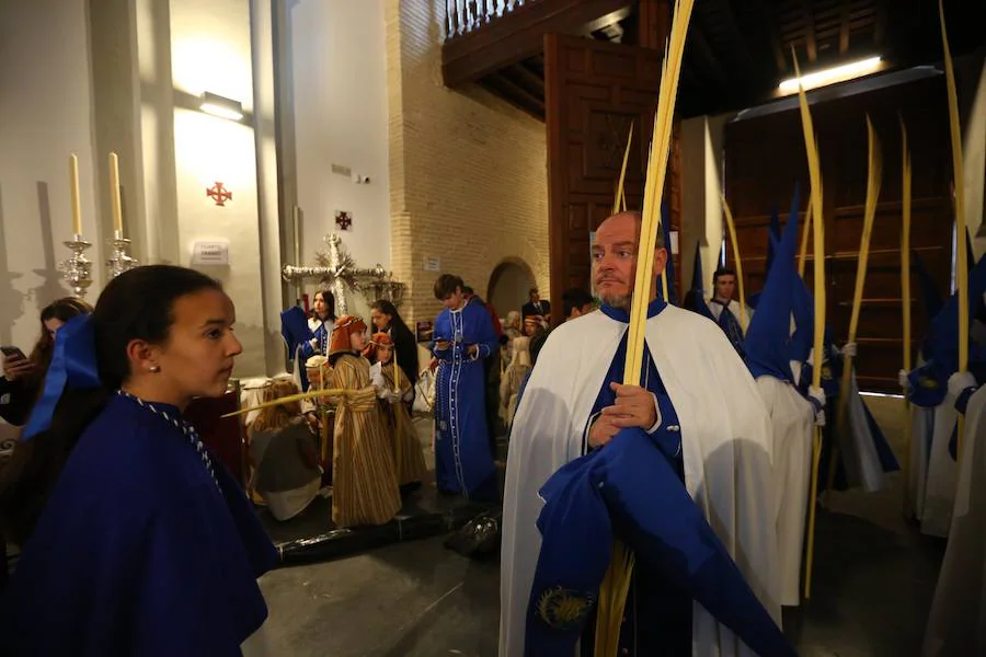 La hermandad tendría que haber puesto su Cruz de Guía en la puerta de la iglesia de San Andrés a las 16.00 horas