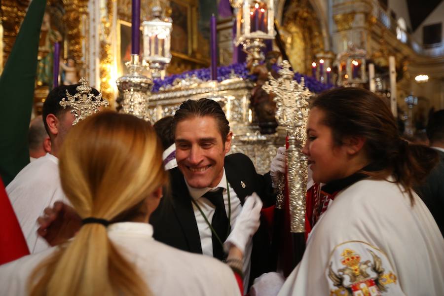 La Real Hermandad y Cofradía de Nazarenos de Nuestro Padre Jesús del Gran Poder y Nuestra Señora de La Esperanza por las calles de la ciudad.