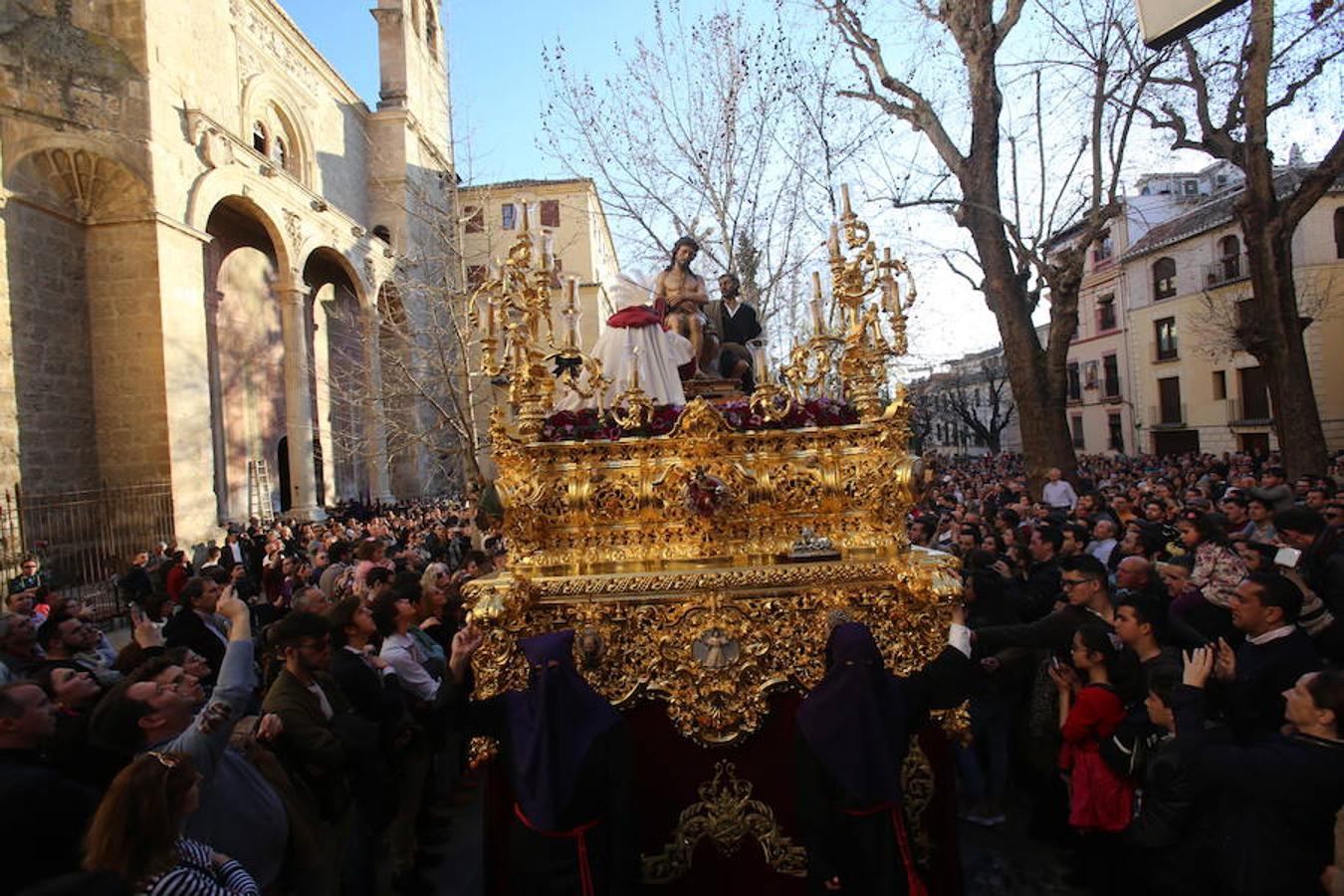 Cofradía del Señor de la Humildad, Soledad de Nuestra Señora y Dulce Nombre de Jesús, por las calles de la ciudad.