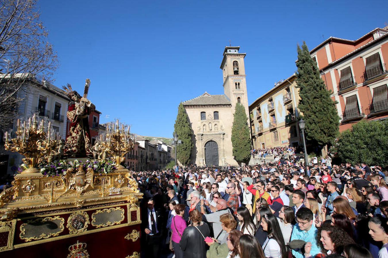 La Real Hermandad del Santo Via-Crucis, cofradía de Nazarenos de Nuestro Padre Jesús de la Amargura, María Santísima de las Lágrimas y Nuestra Señora de los reyes.