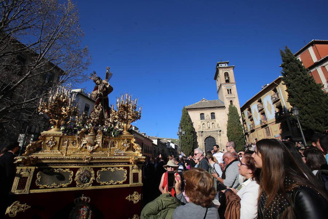 La Real Hermandad del Santo Via-Crucis, cofradía de Nazarenos de Nuestro Padre Jesús de la Amargura, María Santísima de las Lágrimas y Nuestra Señora de los reyes.