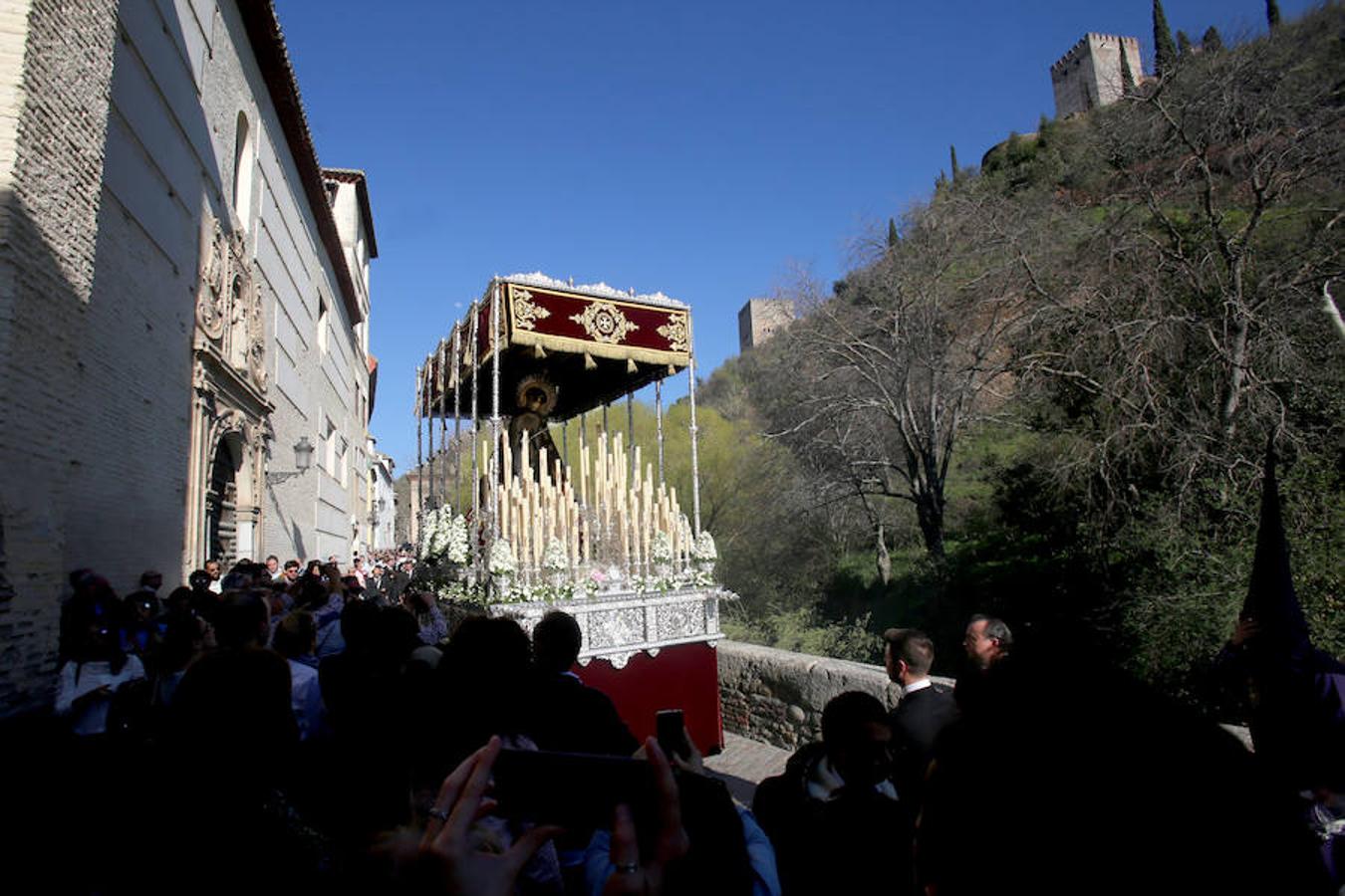 La Real Hermandad del Santo Via-Crucis, cofradía de Nazarenos de Nuestro Padre Jesús de la Amargura, María Santísima de las Lágrimas y Nuestra Señora de los reyes.