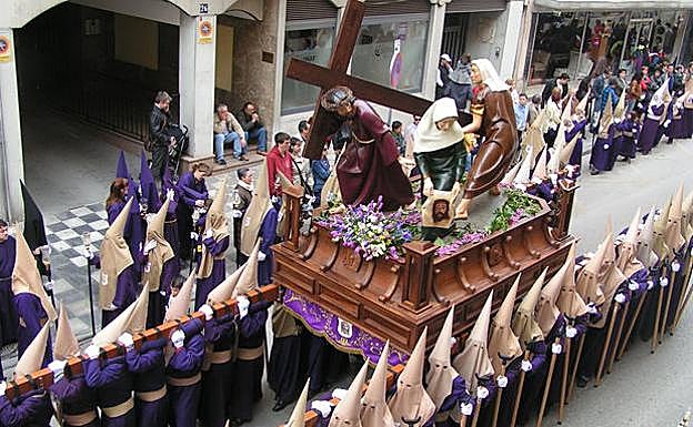 «Menos ganas de trabajar que quien hizo el cartel de Semana Santa en Cuenca»: el dibujo que revoluciona las redes