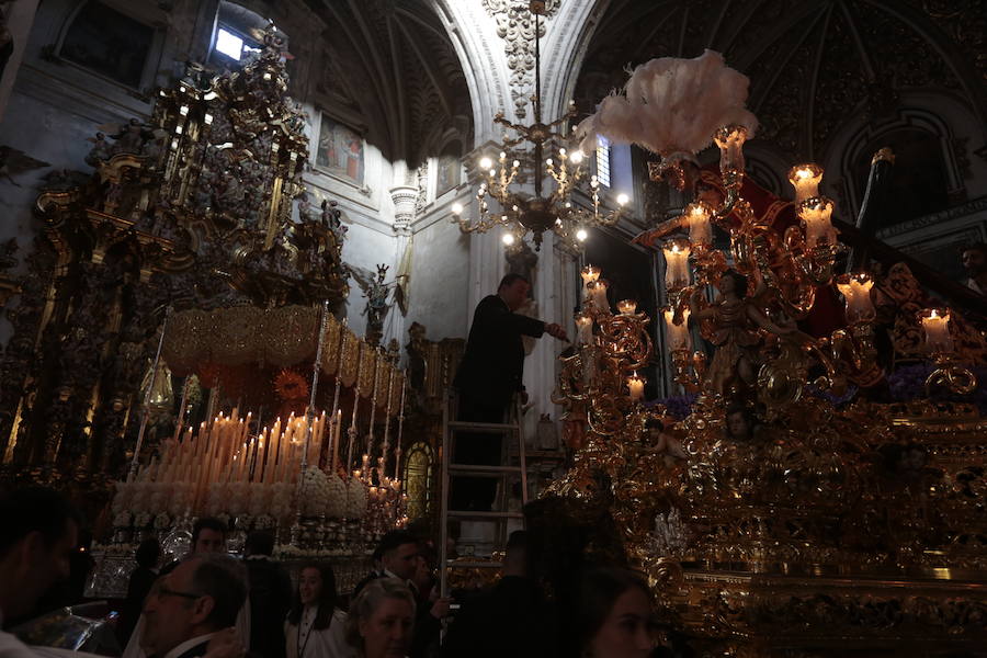 El blanco y el morado rinden tributo a Nuestro Padre Jesús de las Tres Caídas y Nuestra Señora del Rosario