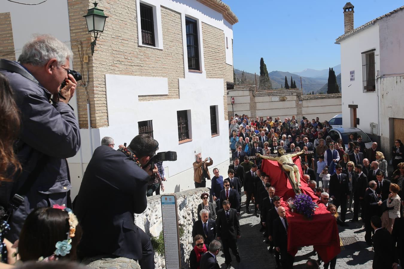 Traslado de la imagen del Cristo de la Misericordia desde el Albaicín al templo de San Pedro