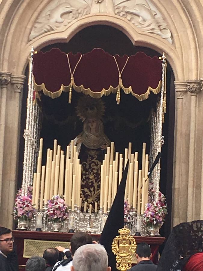 La hermandad ha dejado Santo Domingo con dos de las imágenes más bellas de la Semana Santa almeriense