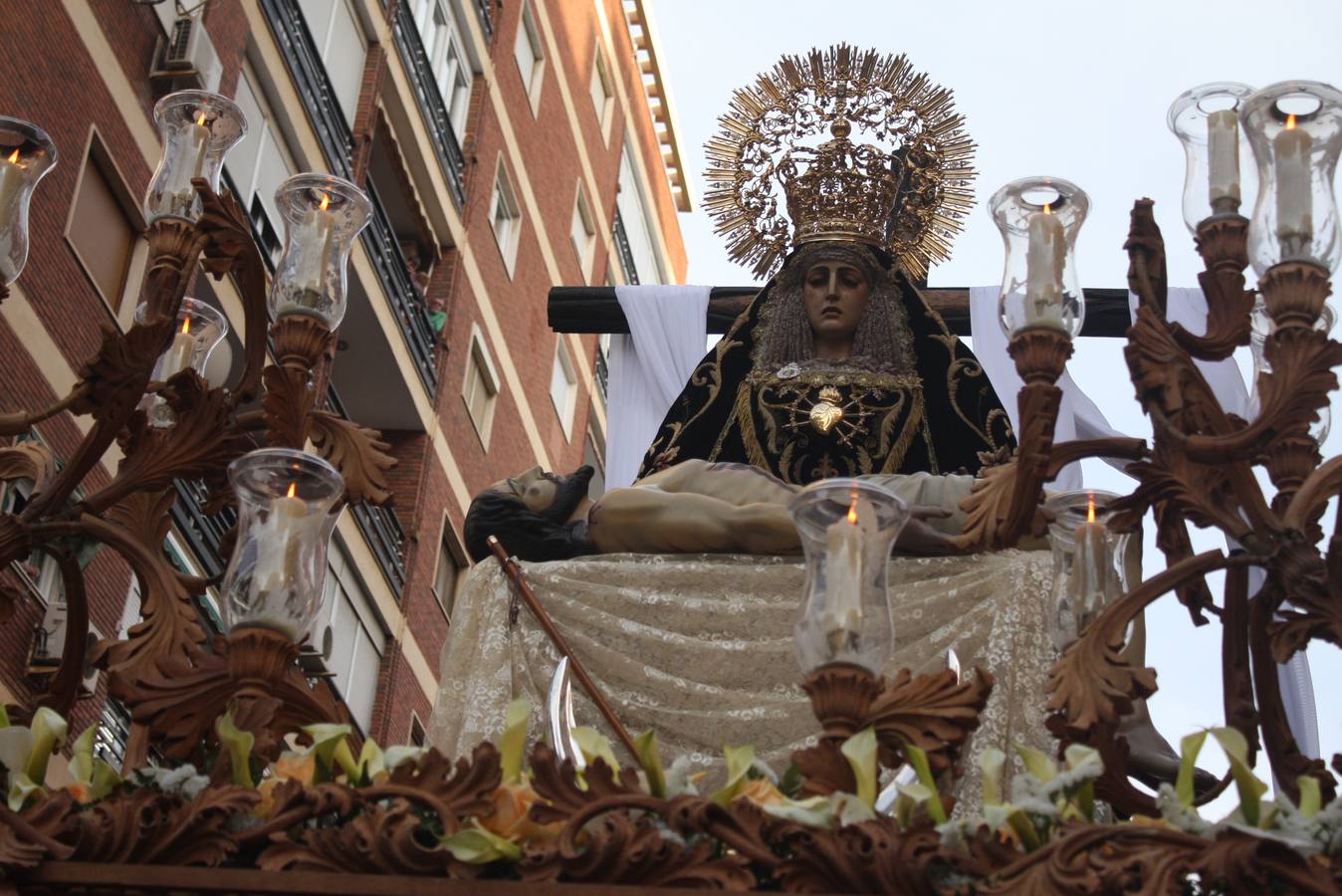 La hermandad recorre el casco histórico de Almería