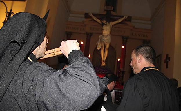 El Silencio sobrecoge Almuñécar