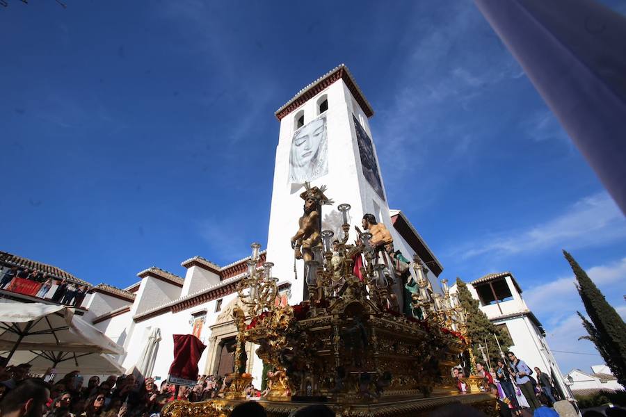 La hermandad de Nuestro Padre Jesús del Perdón y María Santísima de la Aurora Coronada procesiona este Jueves Santo