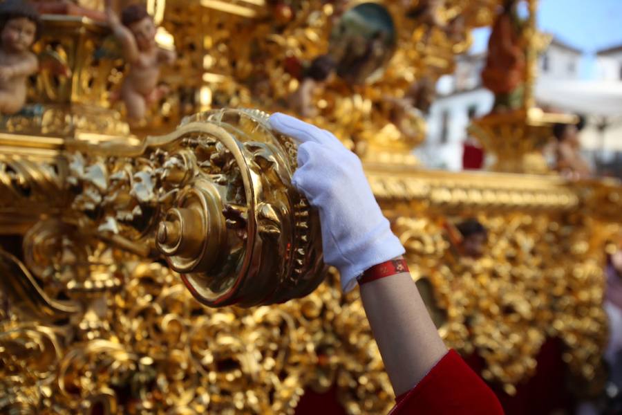 La hermandad de Nuestro Padre Jesús del Perdón y María Santísima de la Aurora Coronada procesiona este Jueves Santo