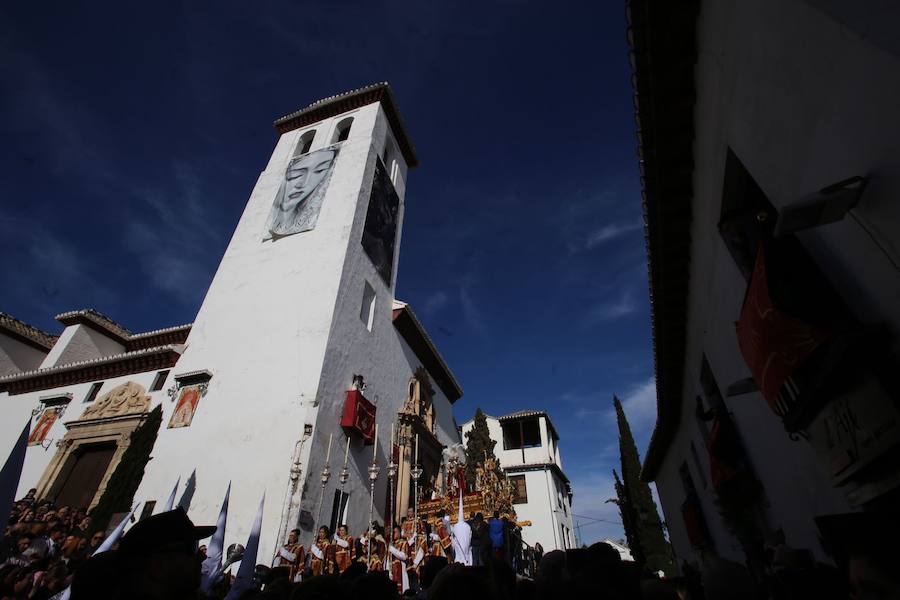 La hermandad de Nuestro Padre Jesús del Perdón y María Santísima de la Aurora Coronada procesiona este Jueves Santo