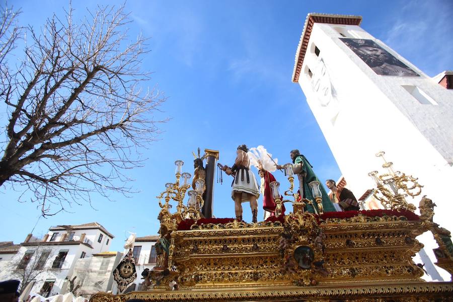 La hermandad de Nuestro Padre Jesús del Perdón y María Santísima de la Aurora Coronada procesiona este Jueves Santo