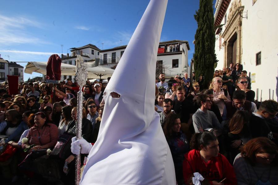 La hermandad de Nuestro Padre Jesús del Perdón y María Santísima de la Aurora Coronada procesiona este Jueves Santo