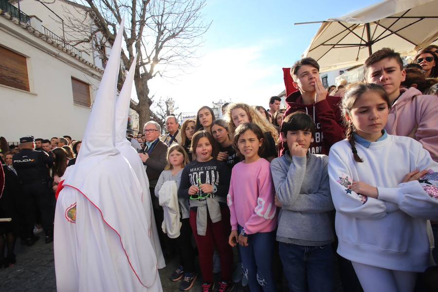 La hermandad de Nuestro Padre Jesús del Perdón y María Santísima de la Aurora Coronada procesiona este Jueves Santo