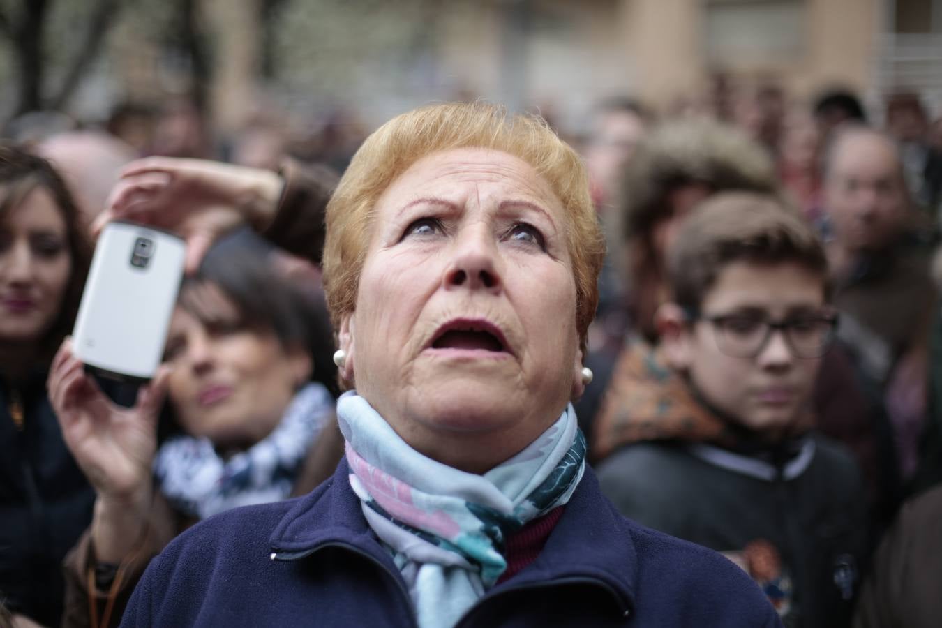 Este Viernes Santo ha vuelto la Legión a Granada. El Cristo de la Buena Muerte ha salido a las calles escoltado por una Escuadra de Gastadores de La Legión. En concreto, las unidades que se han desplazado hasta Granada pertenecen a la Brigada Rey Alfonso XIII II de la Legión con sede en Viator (Almería)