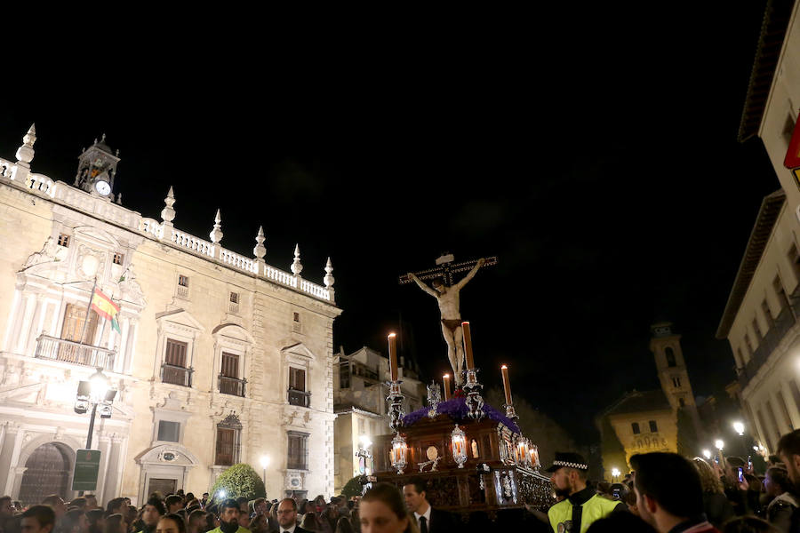 La hermandad del Señor San José y Ánimas y cofradía del Santísimo Cristo de la Misericordia procesiona en la madrugada del Jueves Santo al Viernes Santo