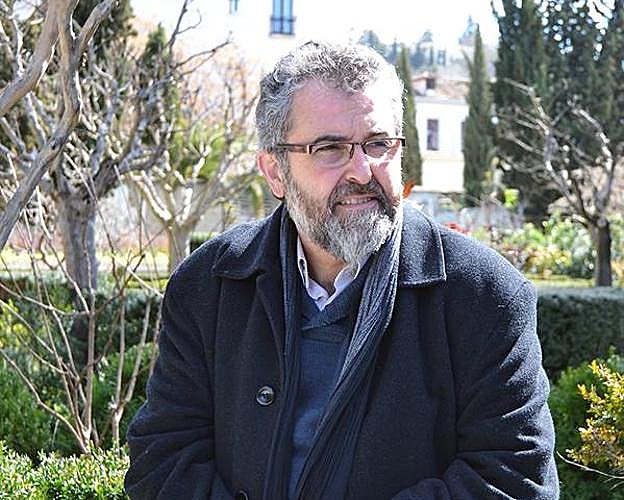 «Los poemas no son de quienes los escriben sino de quienes lo leen»