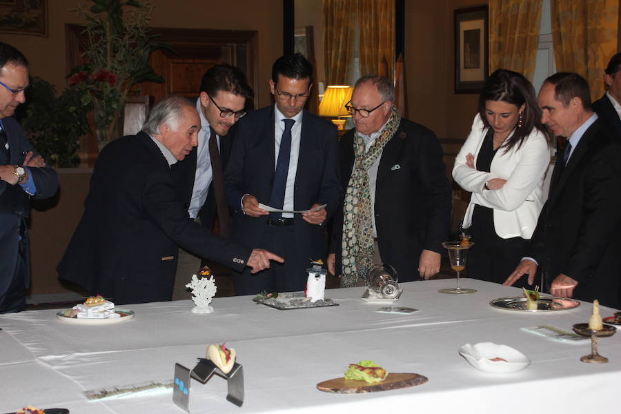 Sancho Original gana la primera edición del concurso gastronómico, que distingue a Puesto 43 con el premio especial 'Sabor Granada'