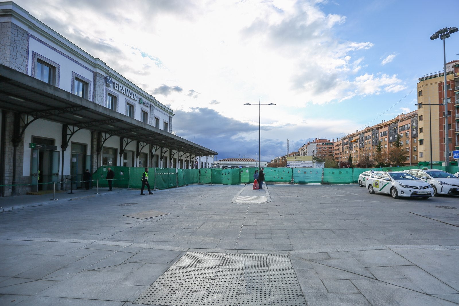 Aún se rematan las últimas obras en la estación, cerramiento de la línea y tratamiento de taludes, cuando se cumplen 3 años de aislamiento