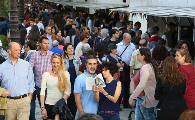 Más de 150 autores participan en la Feria del Libro de 2018 en Granada