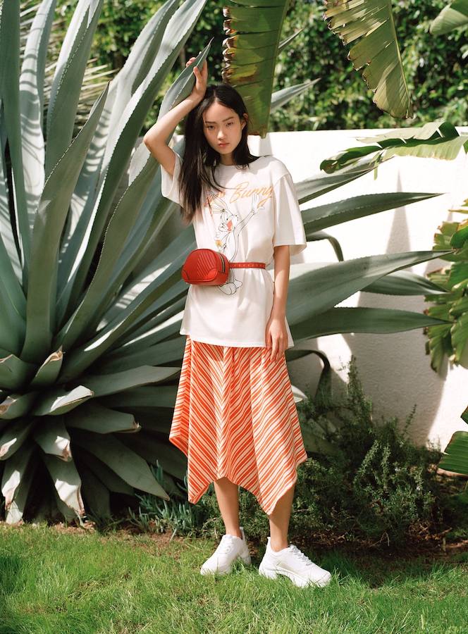 Vestidos, camisetas, camisas y complementos conforman la línea 'California Rush' con la que la firma de Inditex pretende marcar la vigente temporada