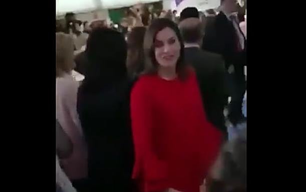 «¿Lo haces bien?»: la inesperada petición de una andaluza a la reina Letizia