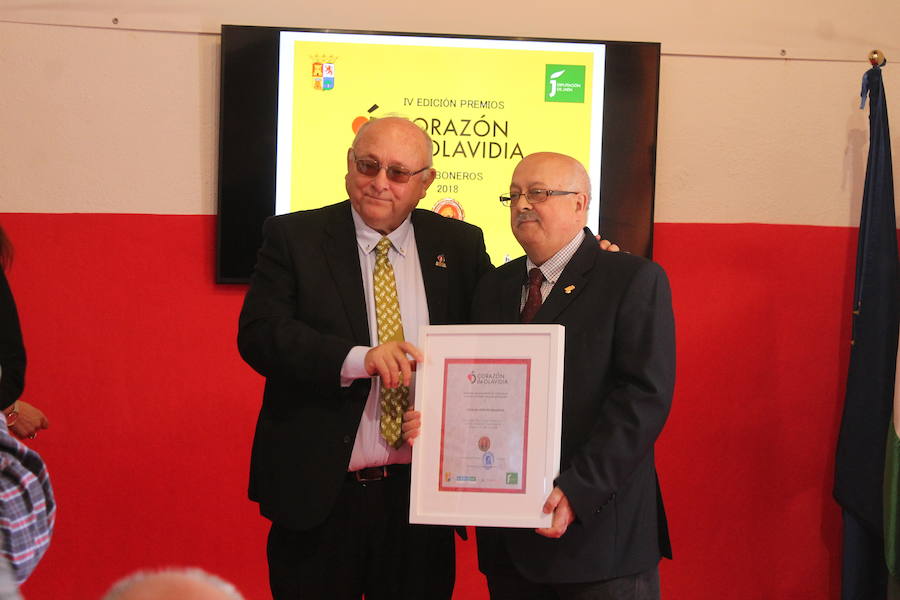 Carboneros entregó ayer sus premios Corazón de Olavidia | Entre los distinguidos, el periódico IDEAL, la Fundación Real Madrid y Baltasar Garzón