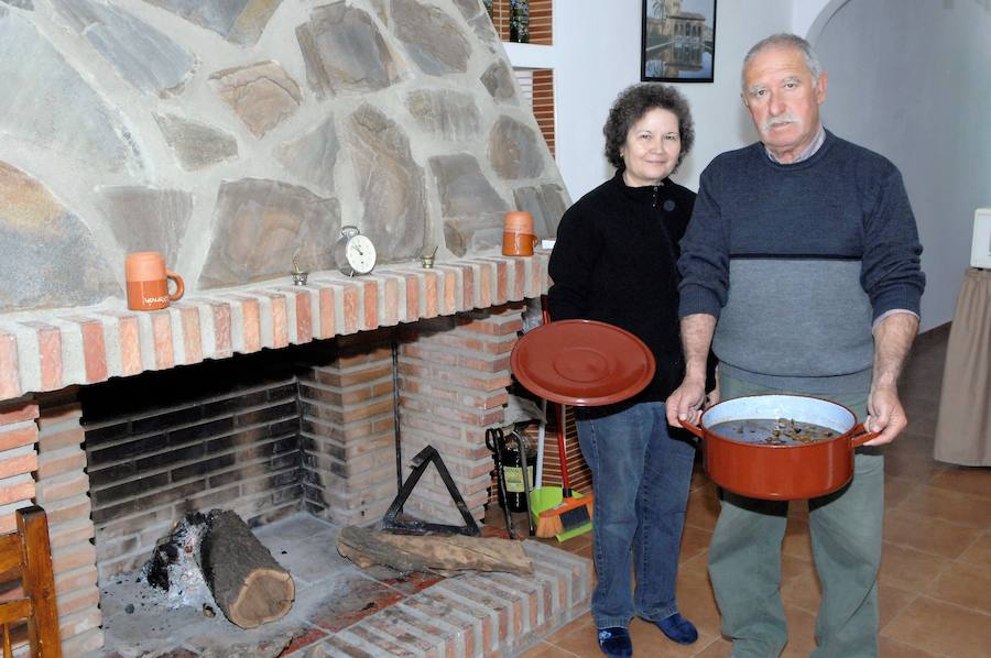Este evento pretende dar a conocer la riqueza de este recóndito y pintoresco pueblo alpujarreño situado en la Sierra de la Contraviesa
