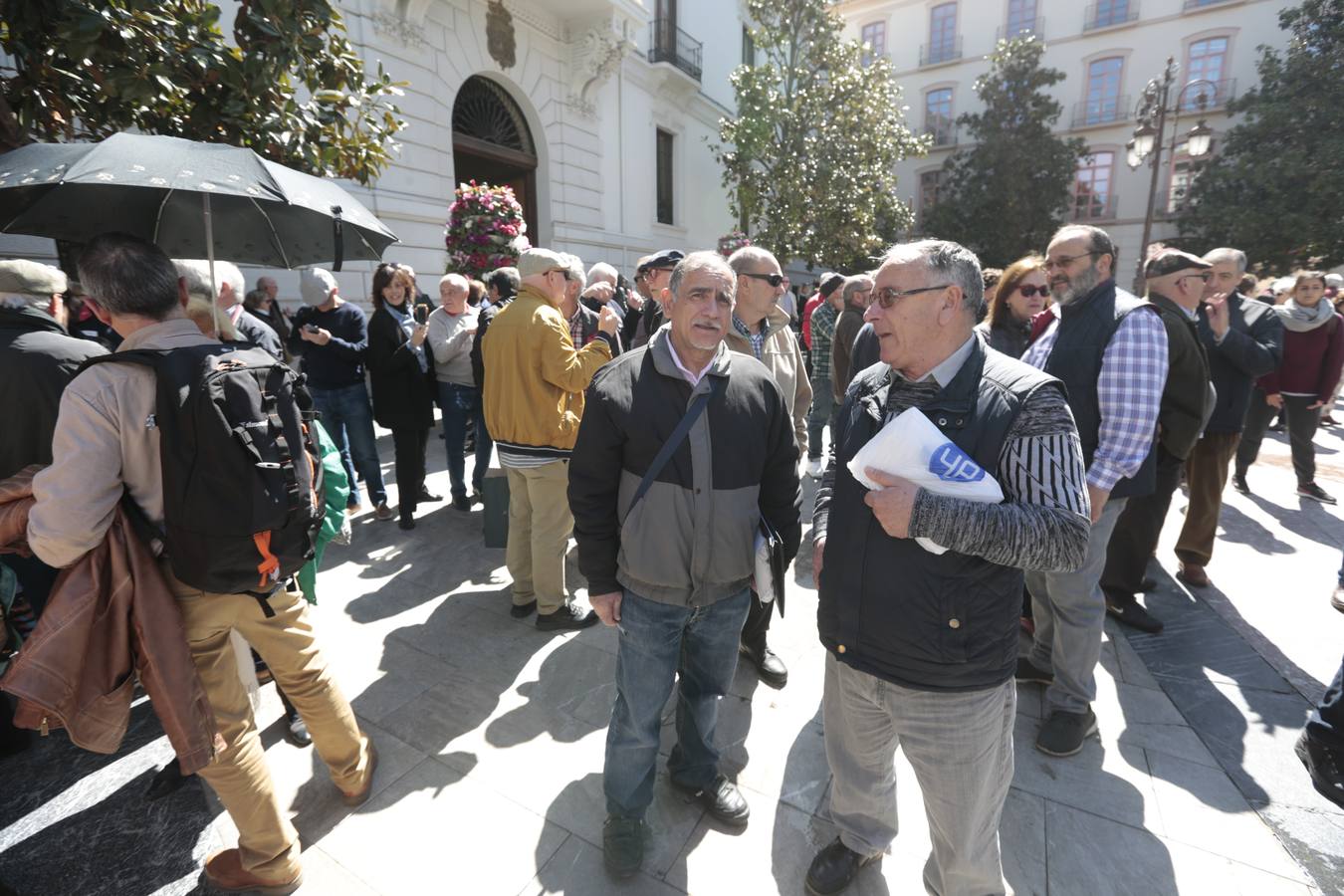 La plataforma Metropolitana de Granada por la defensa de las pensiones públicas se concentra en defensa del sistema público de pensiones