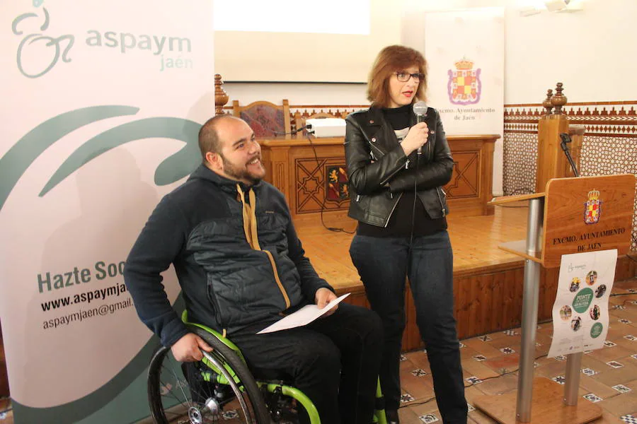 La campaña 'Ponte un minuto en mi vida' muestra las múltiples barreras a las que se enfrentan los discapacitados físicos