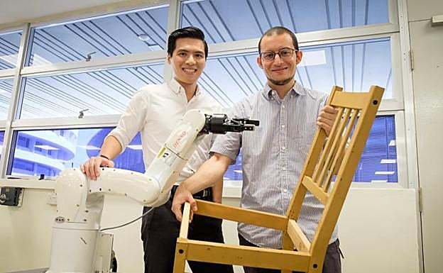 Los robots pueden con todo: ya montan una silla de Ikea