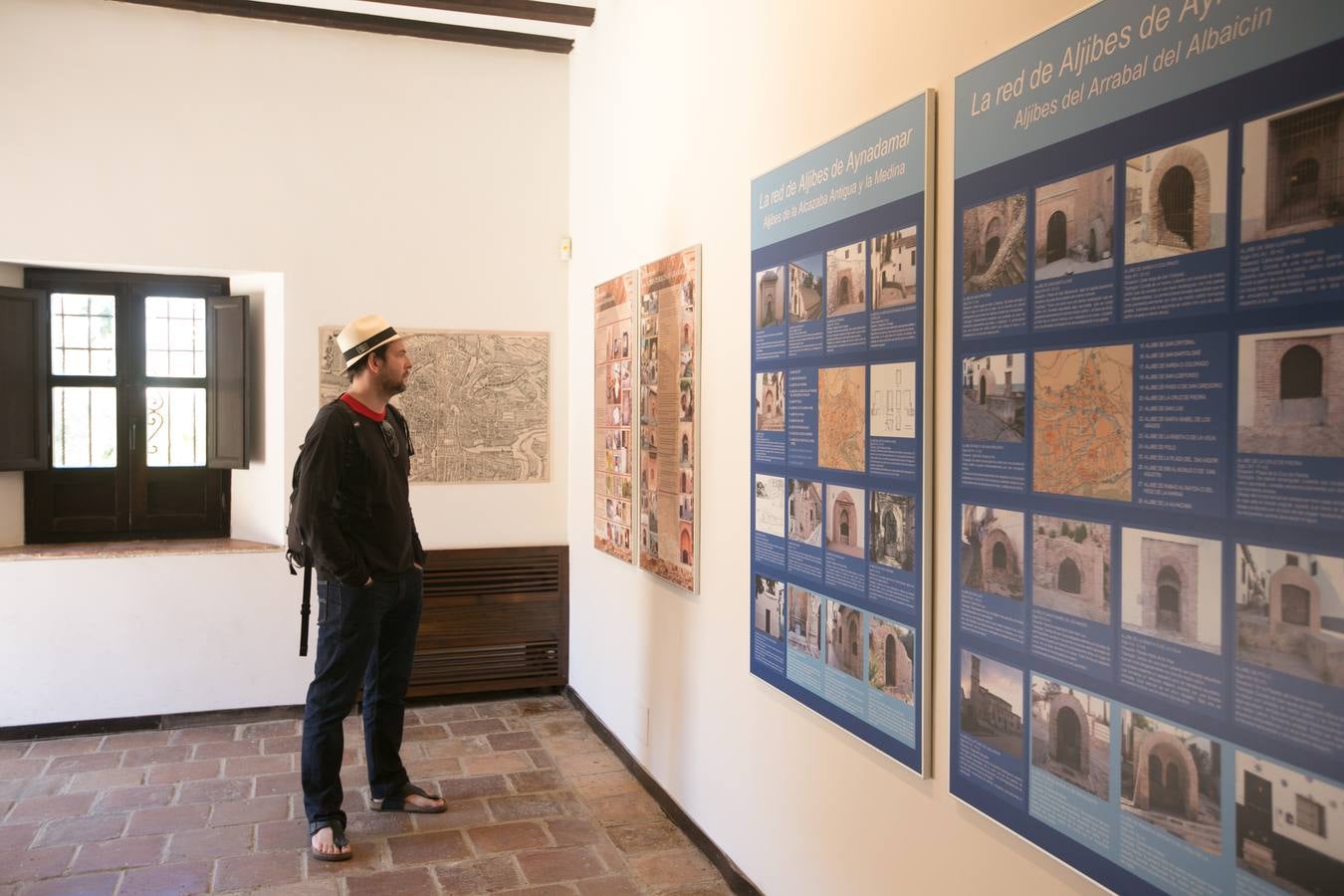 Cientos de granadinos participan en la multitud de actos gratuitos con motivo del Día de los Monumentos