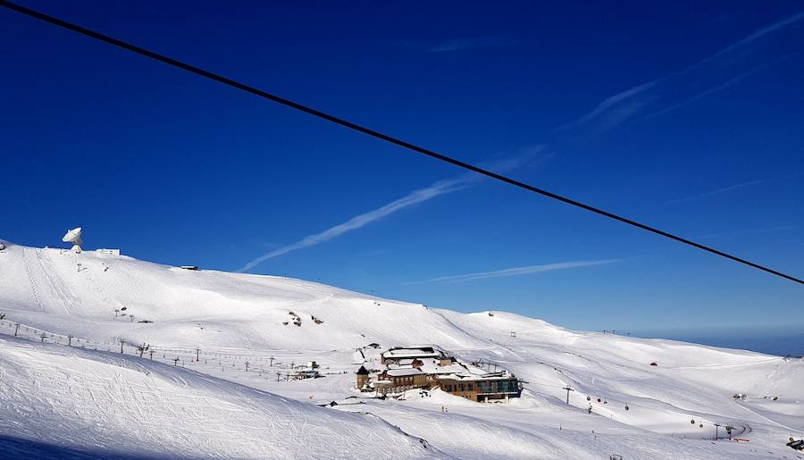 La estación tiene previsto despedir la temporada el 6 de mayo con una jornada de esquí gratuito