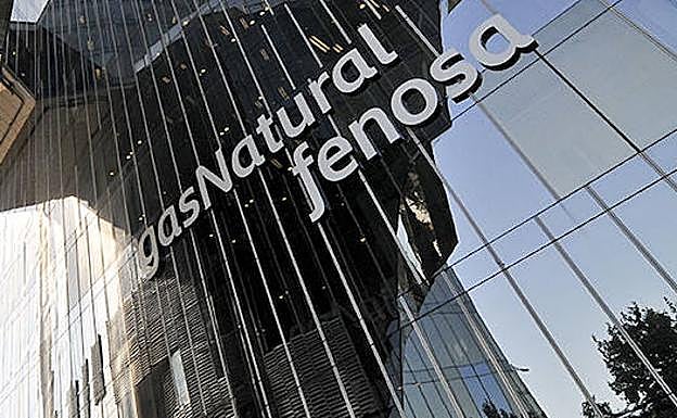 ¿Quieres ahorrar 100 euros en tu factura de la luz? La nueva oferta que acaba de lanzarse