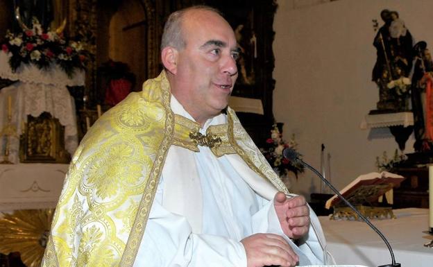 El sacerdote de Mecina Fondales y otros pueblos de la Alpujarra, Alfonso Aguilar.