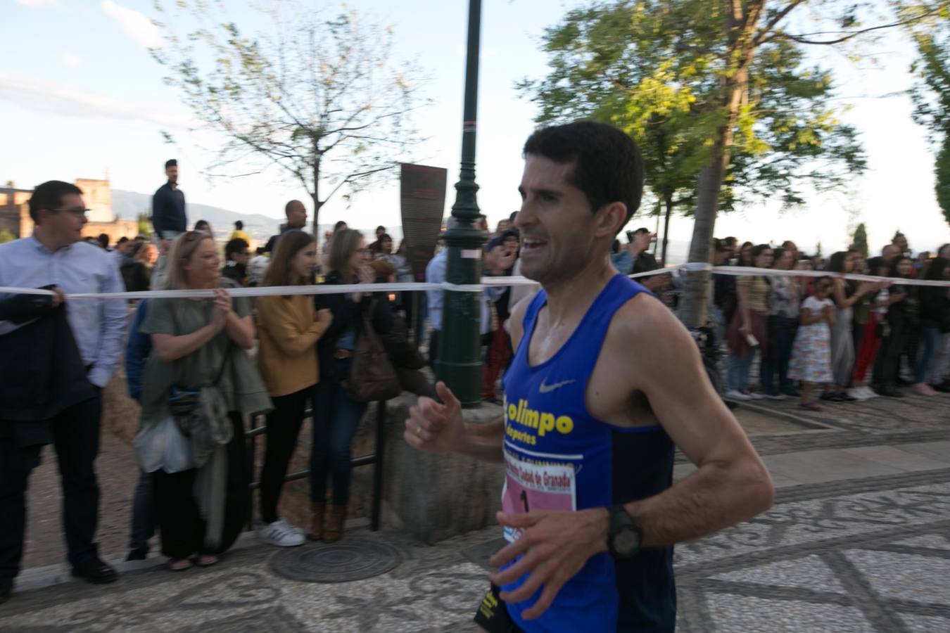 Aquí puedes ver unas maravillosas estampas de la carrera del pasado sábado en Granada