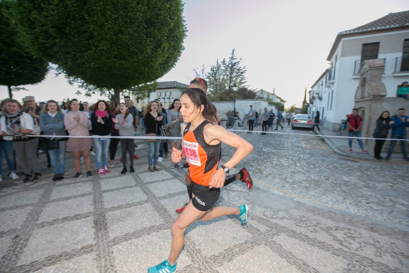 Aquí puedes ver unas maravillosas estampas de la carrera del pasado sábado en Granada