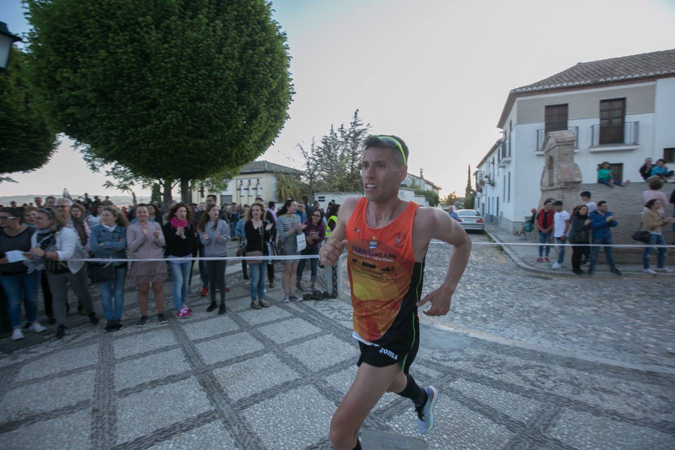 Aquí puedes ver unas maravillosas estampas de la carrera del pasado sábado en Granada