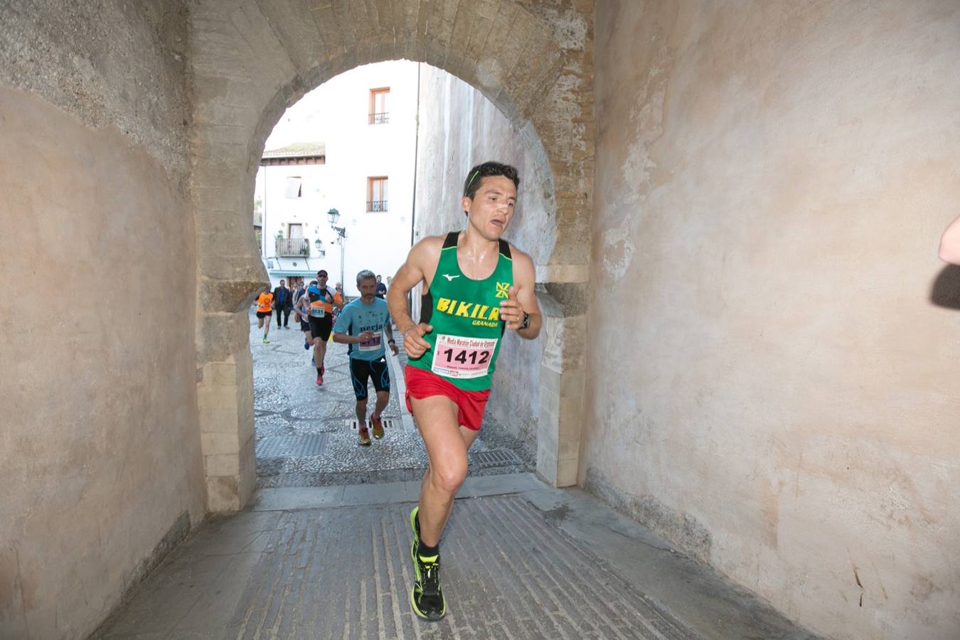 Aquí puedes ver unas maravillosas estampas de la carrera del pasado sábado en Granada