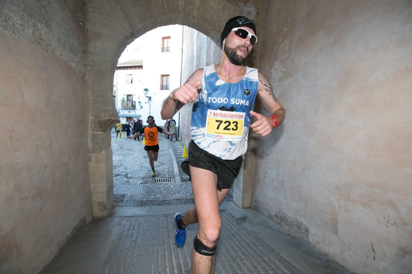 Aquí puedes ver unas maravillosas estampas de la carrera del pasado sábado en Granada