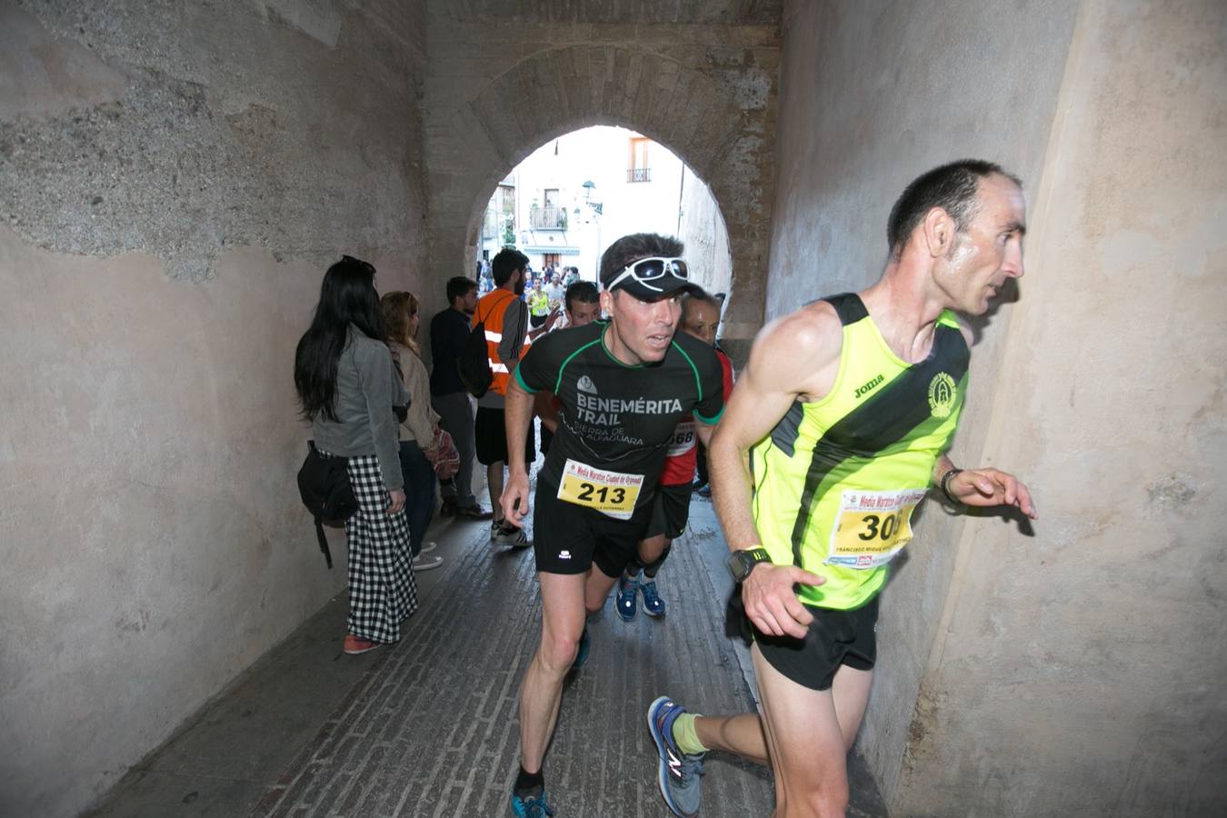 Aquí puedes ver unas maravillosas estampas de la carrera del pasado sábado en Granada