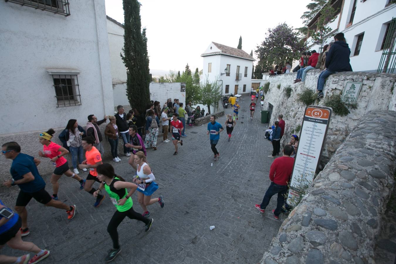 Aquí puedes ver unas maravillosas estampas de la carrera del pasado sábado en Granada