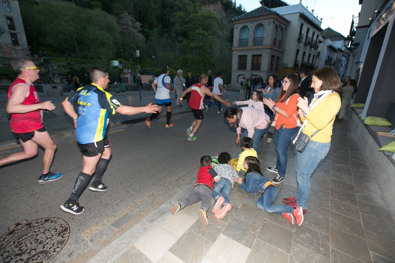 Aquí puedes ver unas maravillosas estampas de la carrera del pasado sábado en Granada