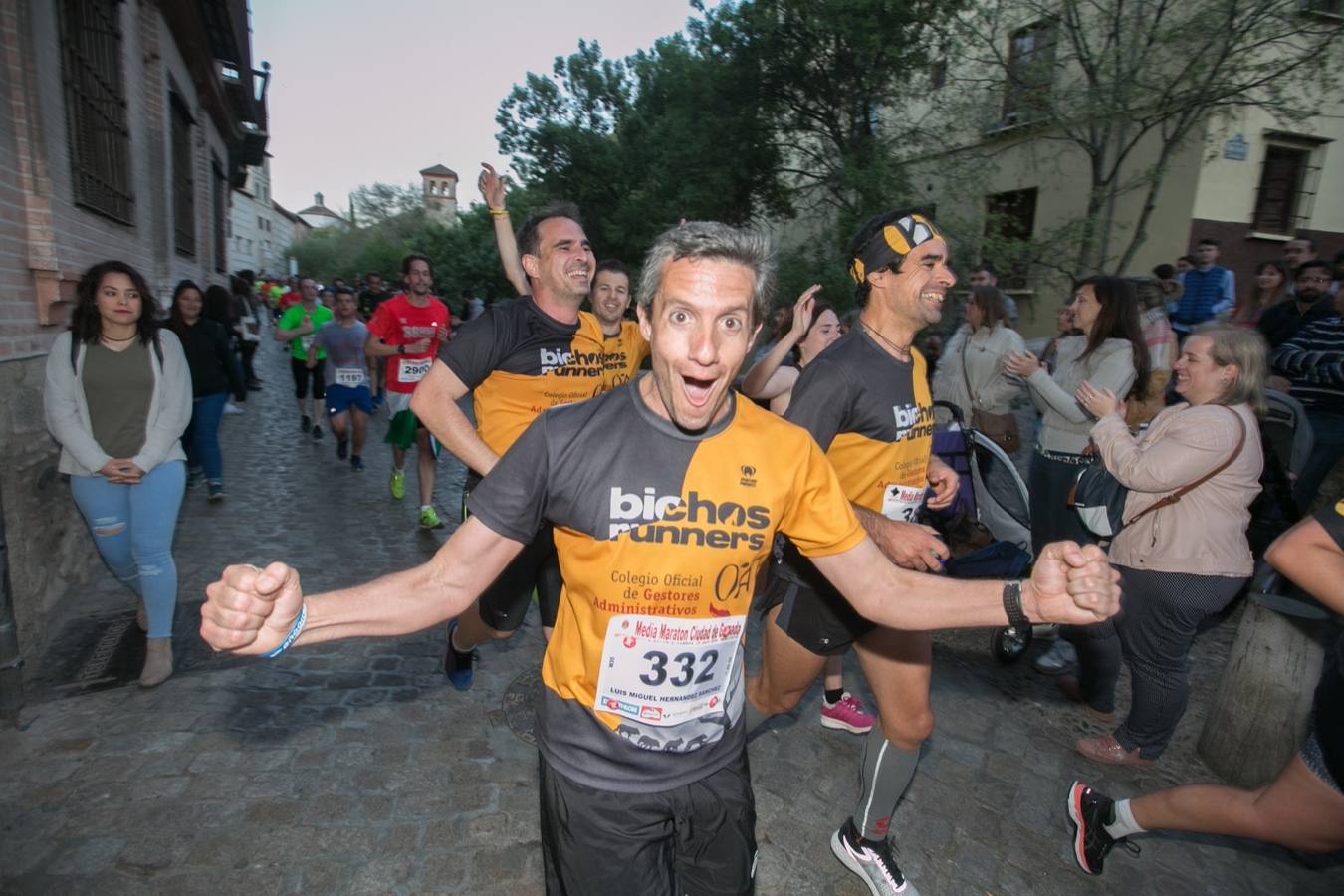 Aquí puedes ver unas maravillosas estampas de la carrera del pasado sábado en Granada